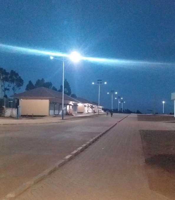 丹阳市非洲科特迪瓦太阳能路灯工程